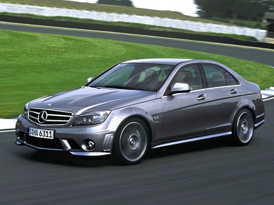  Mercedes-Benz C63 AMG 2008 года  (фото 6 из 26)